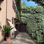 Appia Apartment